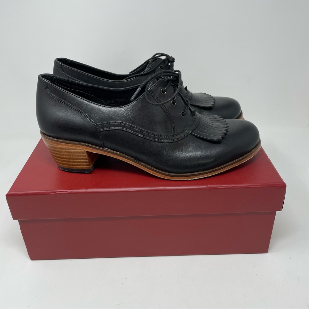 Wolverine 1000 Mile Black Leather Oxford Mary Janes “Nesbit” Size 9.5B
